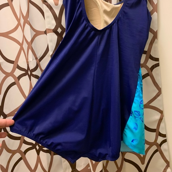 Shore Shapes Bating-suit - Picture 10 of 12